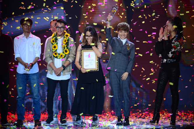Ca sĩ Vũ Cát Tường đoạt giải MV Vàng