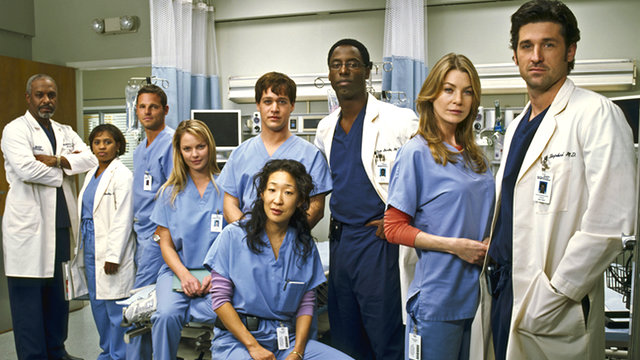 Với mùa phim thứ 12, Grey's Anatomy trở thành một trong những series phim tồn tại lâu nhất trên màn ảnh nhỏ nước Mỹ - Ảnh: ABC
