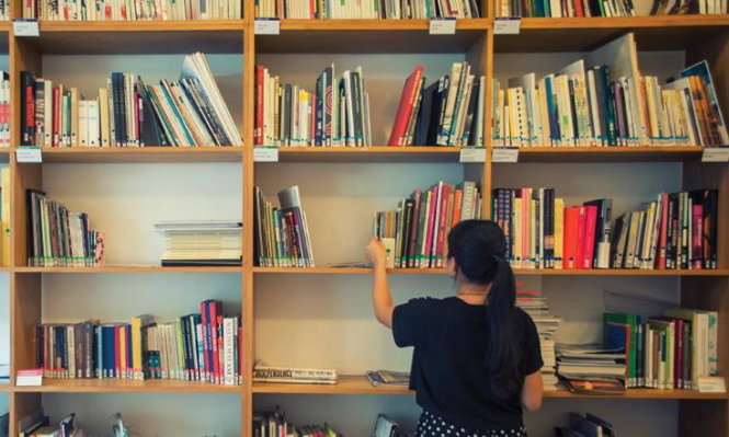 Phòng đọc tại Sàn Art luôn mở cửa cho công chúng tự do đến đọc sách - Ảnh: Sàn Art