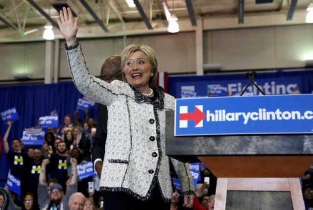 Chiến thắng ở South Carolina tạo bước đà thuận lợi cho bà Hillary Clinton trong ngày Siêu thứ ba 1-3 - Ảnh: Reuters