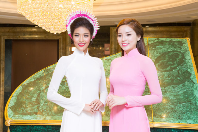 Hai đại sứ của chương trình: hoa hậu Kỳ Duyên (phải) và hoa khôi áo dài Lan Khuê          - Ảnh Thuận Ngân