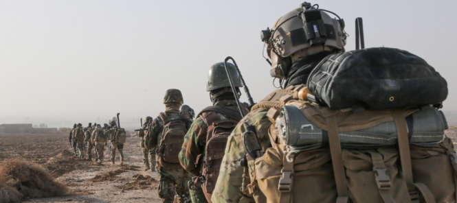 Bộ trưởng quốc phòng Mỹ Ash Carter thừa nhận đã điều lực lượng này tới Iraq để tiến hành các cuộc vây ráp, bắt và tiêu diệt các nghi phạm - Ảnh: Talknetwork