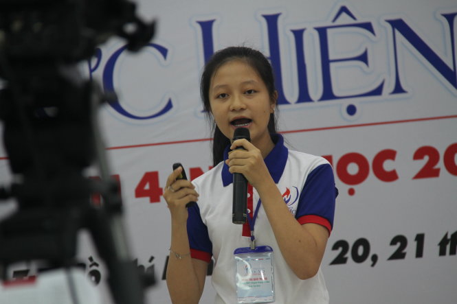 Lần thứ hai vào vòng bán kết cuộc thi, Trần Thị Bảo Trang vẫn chia sẻ ước mơ trở thành một nhà ngoại giao - Ảnh:  Phước Tuần