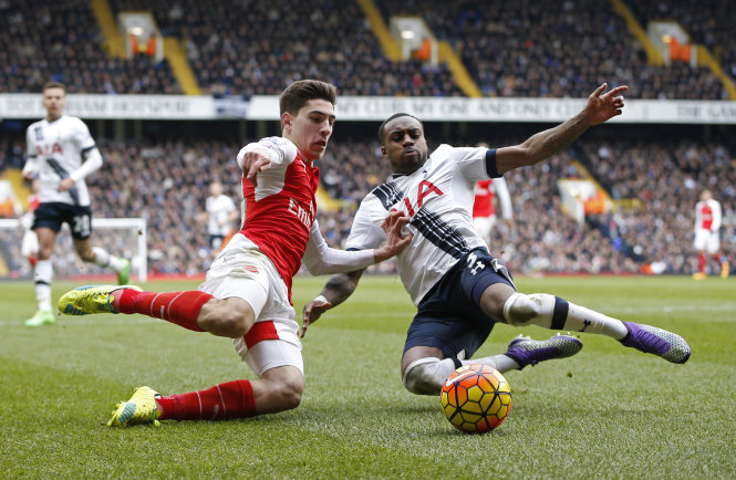 Các cầu thủ của Arsenal lẫn Tottenham vẫn còn rất non nớt - Ảnh: Reuters