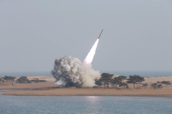 Một lần thử tên lửa của CHDCND Triều Tiên. Ảnh: Reuters