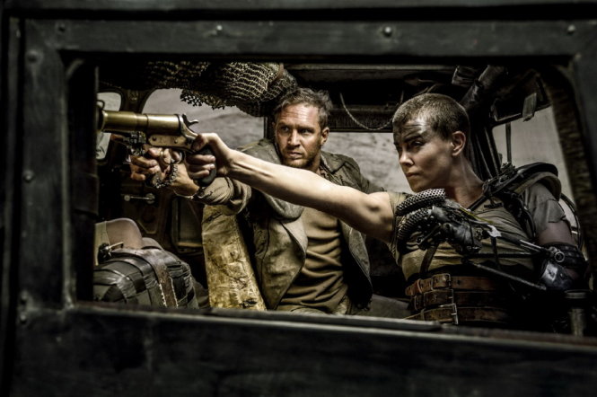 Charlize Theron gây ấn tượng mạnh trong Mad Max- Fury Road - bộ phim giành 6 giải Oscar vừa qua. Ảnh: IMDB