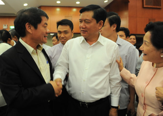 Bí thư Thành ủy TP.HCM Đinh La Thăng gặp gỡ doanh nhân - Ảnh: Tự Trung