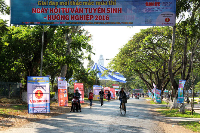 Trường ĐH Cần Thơ đã sẵn sàng cho Ngày hội tư vấn tuyển sinh - hướng nghiệp - Ảnh: Tiến Trình