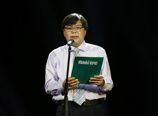 Ông Tăng Hữu Phong- Tổng biên tập báo Tuổi trẻ phát biểu trong chương trình. - Ảnh: Nam Trần