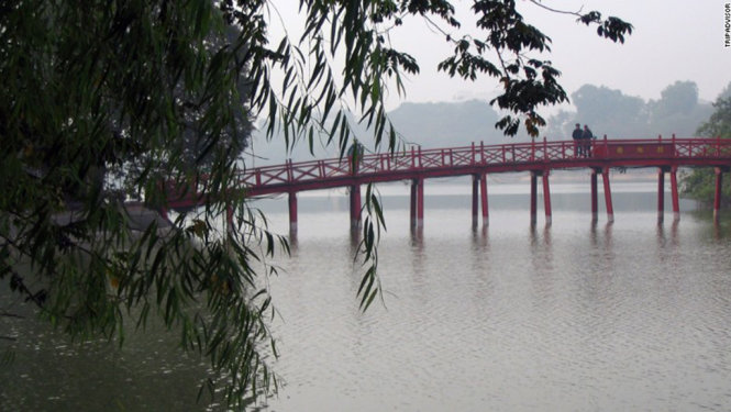 Một góc Hồ Gươm - Ảnh: TripAdvisor