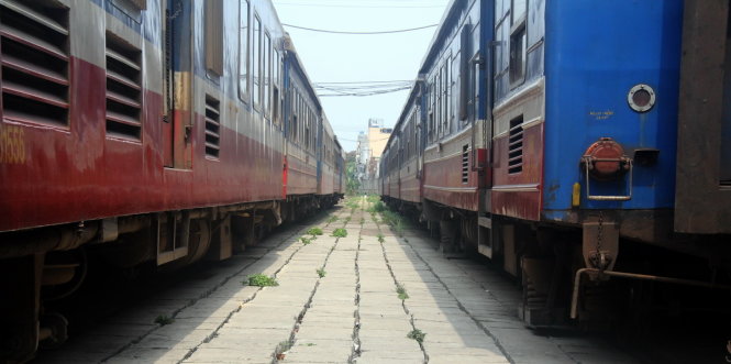 Sau sự cố sập cầu Ghềnh nhiều đoàn tàu bị “nhốt” tại ga Sài Gòn