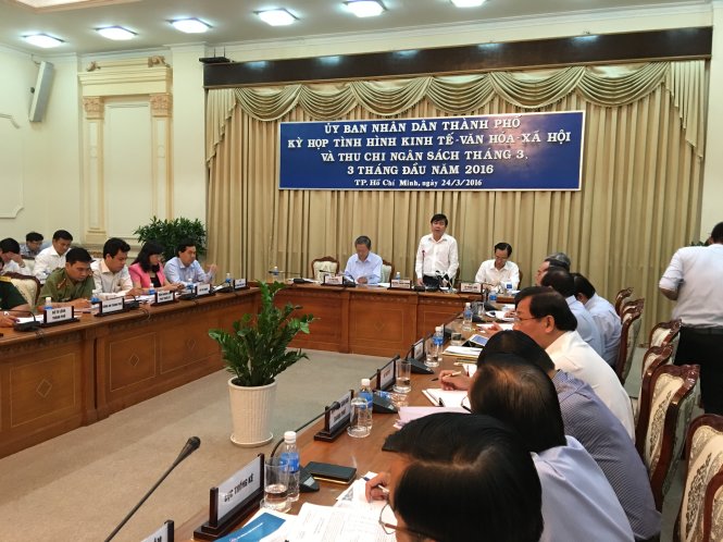 Chủ tịch UBND TP.HCM Nguyễn Thành Phong phát biểu chỉ đạo tại buổi họp - Ảnh: Đức Thanh