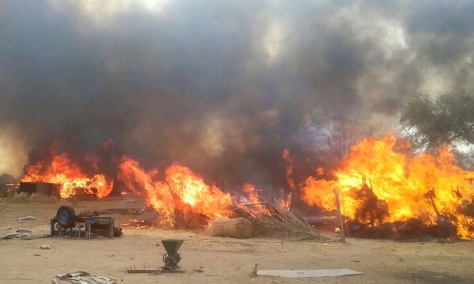 Ảnh: Boko Haram phá hủy các ngôi làng ở bang Borno, đông bắc Nigeria - Ảnh: Xinhua