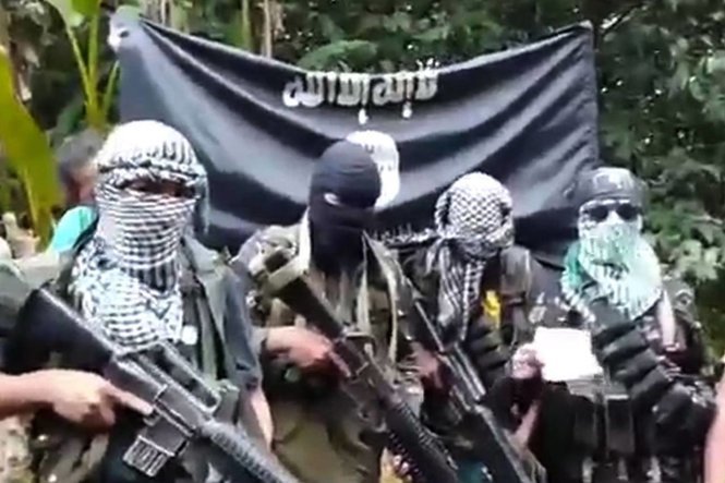 Nhóm phiến quân Abu Sayyaf ở Philippines - Ảnh: AFP