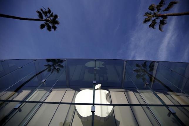 Mỹ ngưng hành động pháp lý chống lại Apple Ảnh: Reuters