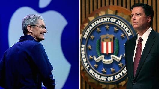 Các luật sư của Apple đang nghiên cứu những căn cứ pháp lý để có thể buộc chính phủ cung cấp chi tiết cụ thể về cách thức bẻ khóa chiếc iPhone 5c của họ - Ảnh: AP
