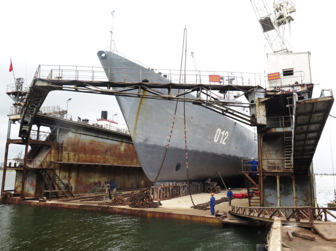 Chiến hạm Lý Thái Tổ được “làm mới” tại Nhà máy X50, Tổng công ty Sông Thu - Ảnh: Tấn Vũ
