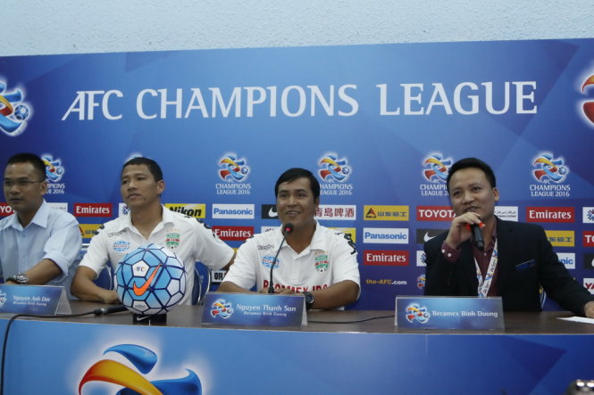Quang cảnh buổi họp báo trước trận Bình Dương gặp CLB Jeonbuk Hyundai Motors trưa 5-4. Ảnh: Anh Khoa