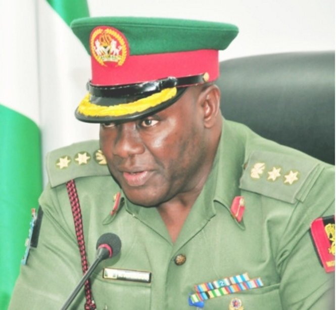 Người phát ngôn quân đội Nigeria, ông Rabe Abubakar - Ảnh: Today