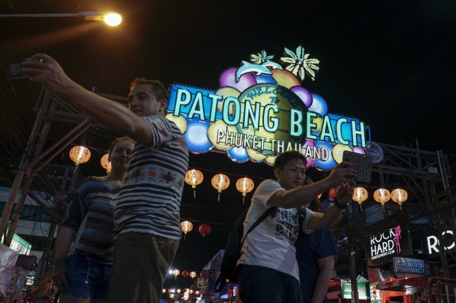 Khu khách vui chơi ở Phuket (Thái Lan) - Ảnh: Reuters