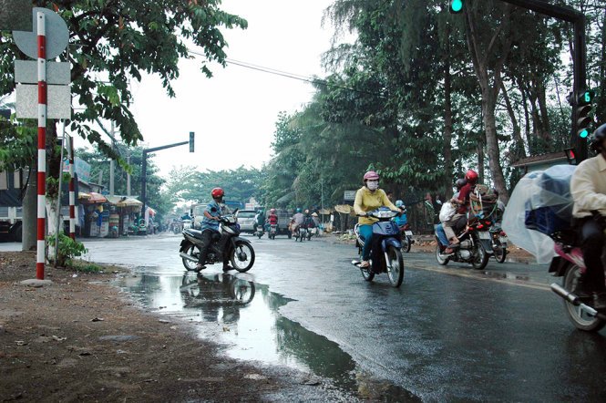 Đường phố Bến Tre sau cơn mưa.