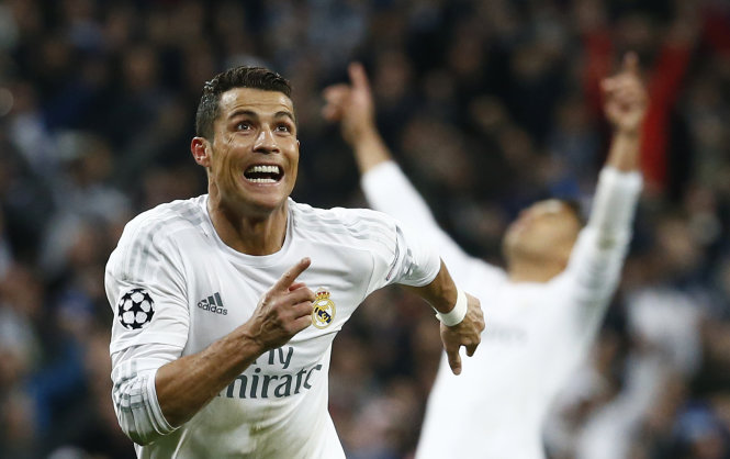 Ronaldo ăn mừng bàn thắng trong trận gặp Wolfsburg - Ảnh: Reuters