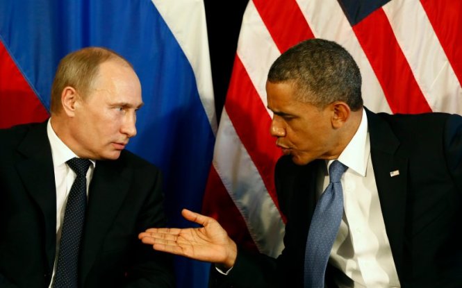 Hai trong số những người quyền lực nhất thế giới, tổng thống Nga Putin (trái) và tổng thống Mỹ Obama - Ảnh: Thedailybeast