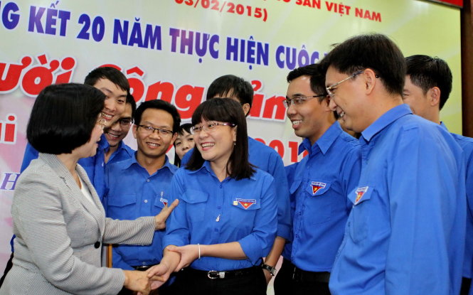 Bạn Giang Ngọc Hằng (giữa) trong một hoạt động do Thành đoàn TP.HCM tổ chức - Ảnh: Chế Hồng Trung