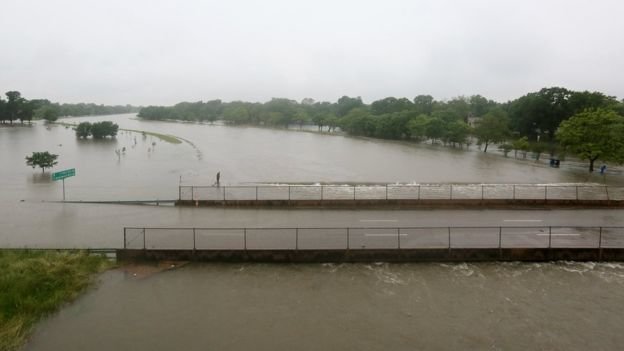 Đợt mưa ngày 18-4 được nói là lớn nhất lịch sử Houston - Ảnh: Houston Chronicle