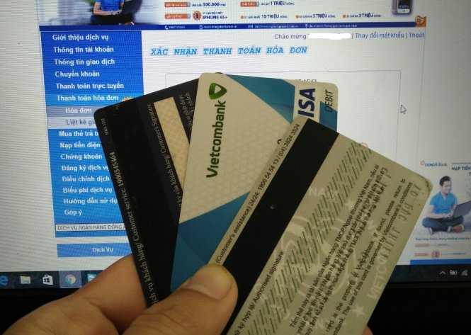 Các mối đe dọa liên tục rình rập người dùng thẻ ATM. - Ảnh: Đức Thiện