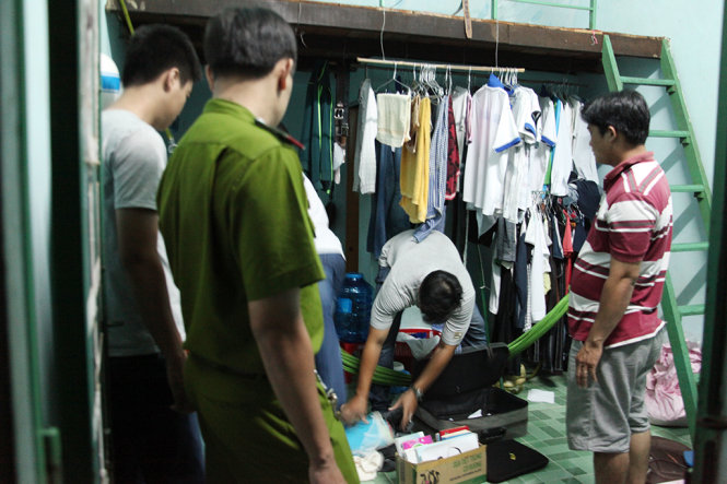 Công an khám xét nơi ở của đối tượng Vũ