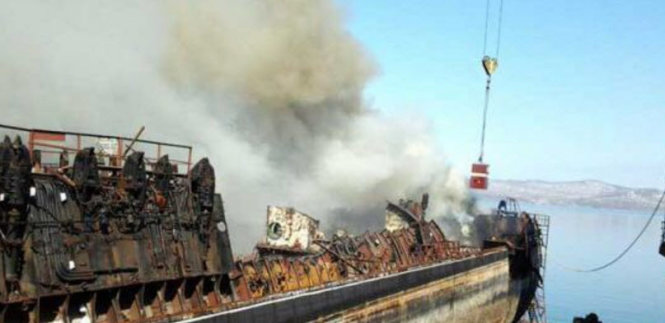 Hình ảnh vụ cháy được chia sẻ trên mạng xã hội - Ảnh: Twitter/Sputniknews