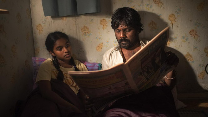 Cảnh sống cơ hàn của người dân Sri Lankan tại Pháp trong Dheepan - Ảnh: Hollywood Reporter