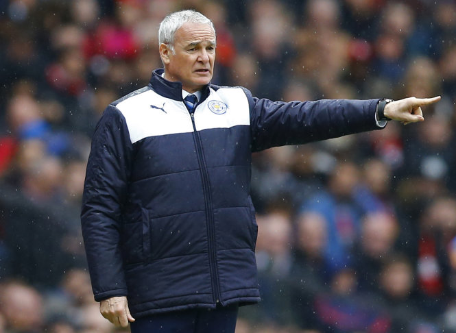 HLV Claudio Ranieri góp công lớn trong chiến tích kỳ diệu của Leicester. Ảnh: Reuters