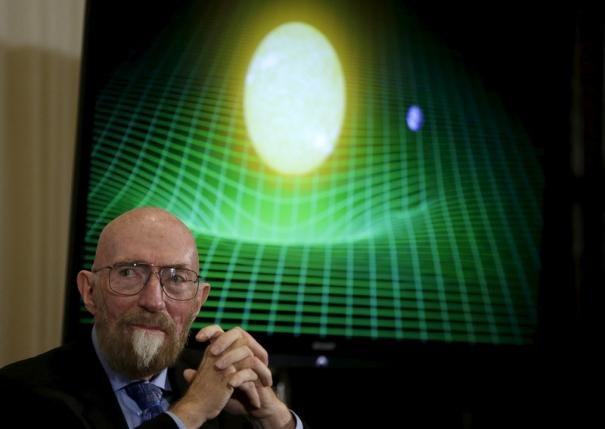 TS. Kip Thorne tham gia cuộc họp báo thảo luận về việc phát hiện ra sóng hấp dẫn - Ảnh: Reuters