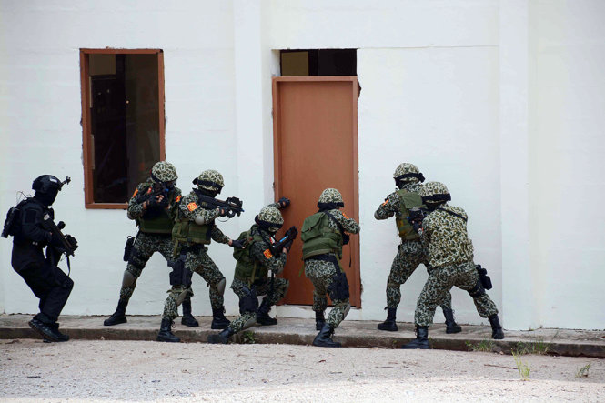 TT Lực lượng đặc công Việt Nam tấn công khủng bố trong tòa nhà