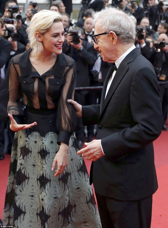 Kristen Stewart và đạo diễn Woody Allen