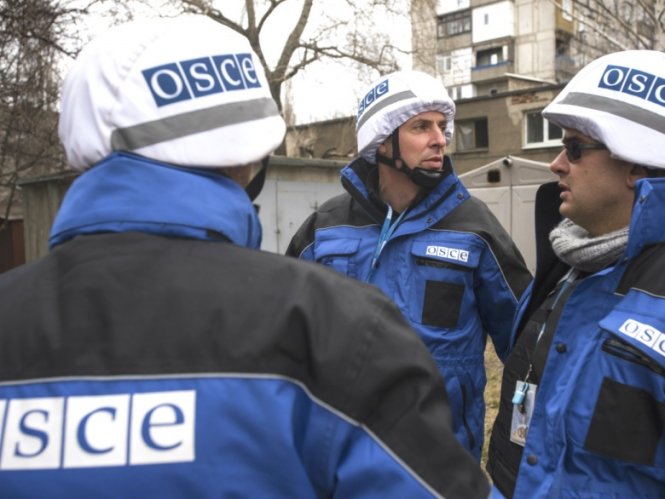Các nhân viên của Tổ chức An ninh và Hợp tác châu Âu (OSCE), lực lượng giám sát thỏa thuận ngừng bắn giữa Azerbaijan và Armenia - Ảnh: Nationalinterest