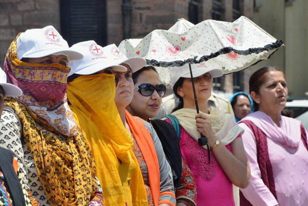 Văn phòng thời tiết nhà nước cảnh báo nắng nóng nghiêm trọng vào những ngày cuối tuần - Ảnh: hindustantimes.com