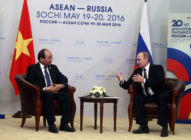 Thủ tướng Nguyễn Xuân Phúc hội kiến với Tổng thống Liên bang Nga Vladimir Putin - Ảnh: Đà Trang