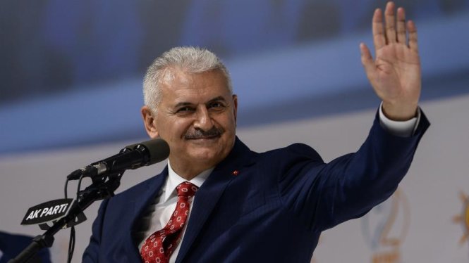 Ông Binali Yildirim vừa được tổng thống Thổ Nhĩ Kỳ bổ nhiệm giữ cương vị thủ tướng thay cho ông Davutoglu vừa từ chức - Ảnh: Getty Images