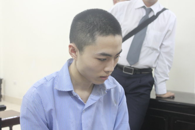 Bị cáo Vũ Văn Bình tại phiên tòa  - Ảnh: T.Lụa