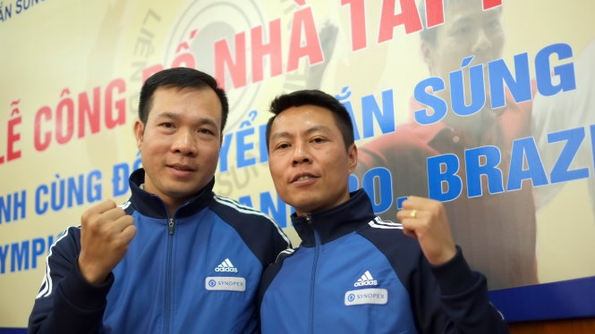 Xuân Vinh (trái) và Quốc Cường - hai niềm hi vọng của bắn súng VN tại Olympic Rio 2016 - Ảnh: Quang Thắng