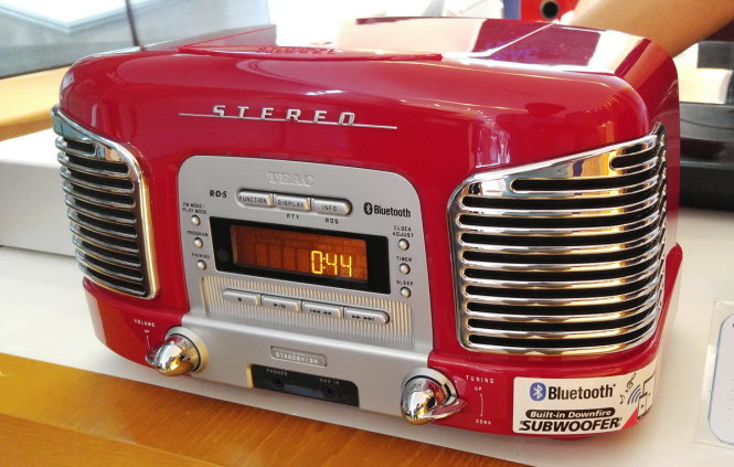 Loa Stereo với vóc dáng chiếc radio hoài cổ - Ảnh: T.Trực