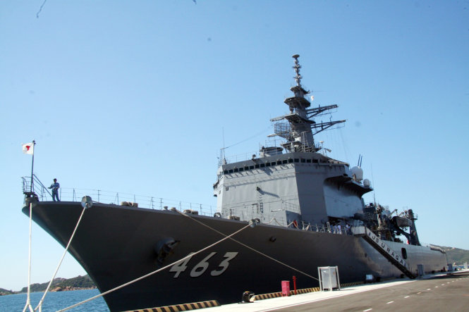 Tàu chiến Nhật Bản đã vào cập Cảng quốc tế Cam Ranh từ ngày 29-5-2016 - Ảnh: Phan Sông Ngân