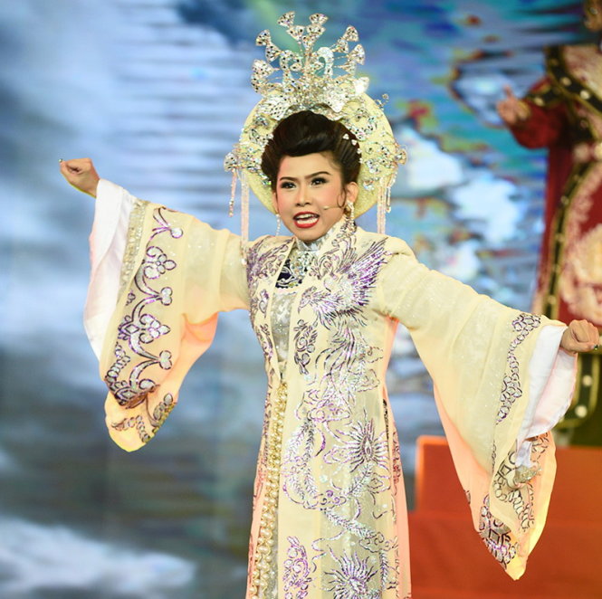 Nghệ sĩ Bình Tinh vào vai công chúa Ngọc Hân
