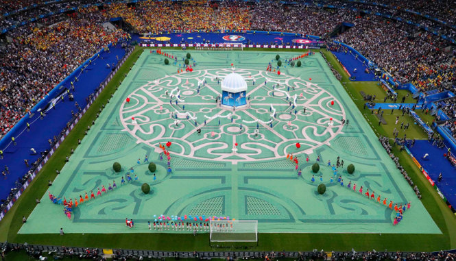 Sân Stade de France nhìn từ trên cao - Ảnh: REUTERS