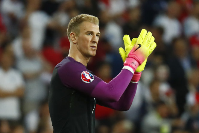 Joe Hart tự tin vào sức mạnh tuyển Anh. Ảnh: Reuters
