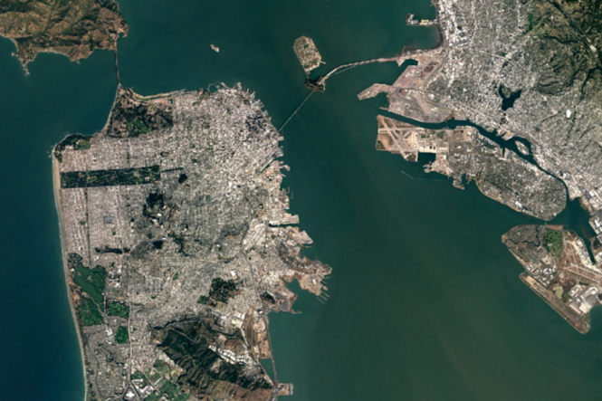 Ảnh chụp vịnh San Francisco (Mỹ) xuất hiện trên Google Maps sau khi đã được nâng cấp hình ảnh từ vệ tinh Landsat 8 - Ảnh: Google