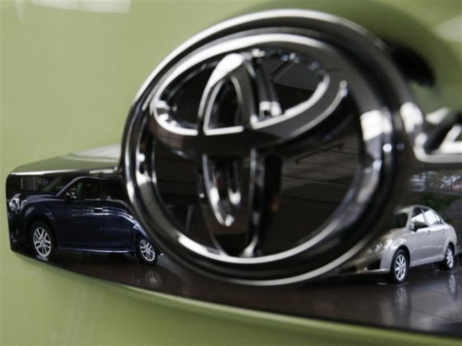Chỉ trong tuần qua, hãng xe Nhật Bản Toyota triệu hồi 4,8 triệu xe - Ảnh: Reuters